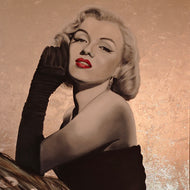 MARILYN V RUKAVICÍCH